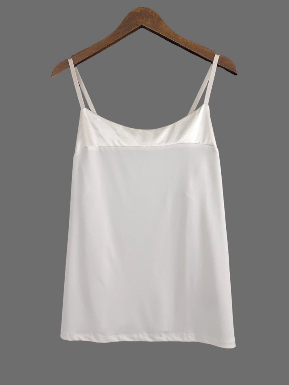 Suzy Shier Satin Neckline Camisole (L)